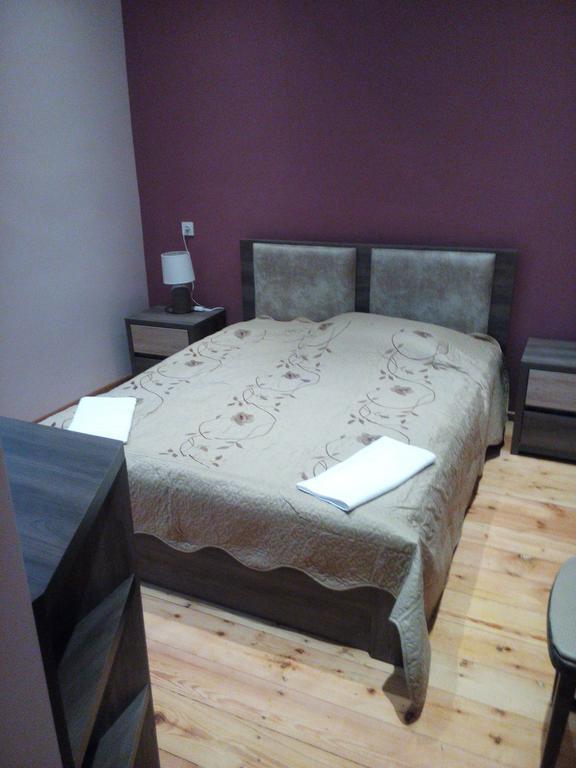 Guest House Chirina Siğnaği Dış mekan fotoğraf